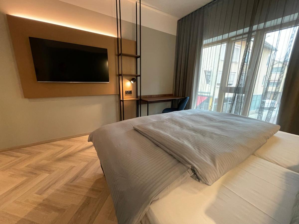 Stadthotel Neumarkt Mitte Ноймаркт-ін-дер-Оберпфальц Екстер'єр фото